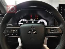 ميتسوبيشي اوتلاندر